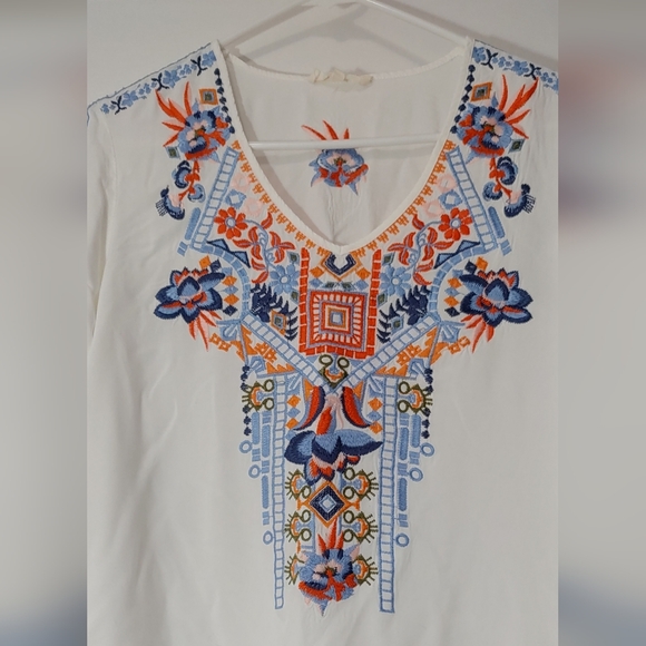 Solitaire brand top. Size Large - Picture 2 of 5